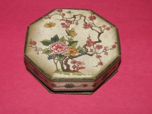 1920s SILK BOX BUTTERFLIES CHERRY BLOSSOMS FOR LANGLOI SHARI COMPACT - Picture 1 of 4