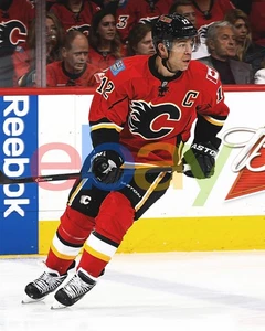 Jarome Iginla Skating Action Calgary Flames 8x10 NHL Hockey Photo - Picture 1 of 1
