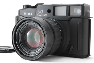 CT:023 [NEAR MINT] Fuji Fujifilm GW690 III Pro Medium Format 6x9 Camera JAPAN - Image 1 of 4