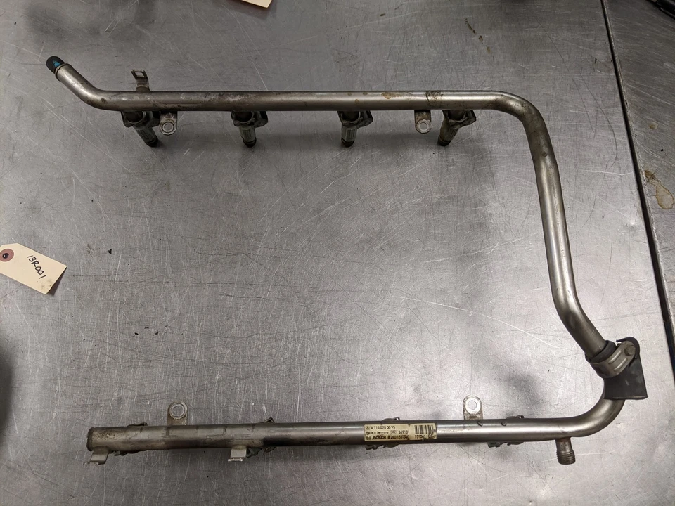 Juego de inyectores de combustible con riel para 00-06 Mercedes-Benz s500 5.0 A1130700095 Foto 1 de 4