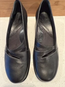 Clarks Artisan Collection Women Closed Toe Pumps. Black. 8.5 Narrow. - Picture 1 of 13