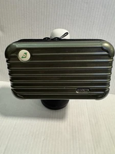 RIMOWA EVA Air Primera Clase Kit de Amenidades Artículos de Aseo Estuche Rígido de Viaje Verde Metálico - Imagen 1 de 14
