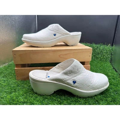 Nurse Mates Thea Clogs- White- Size 8.5W  - Image 1 of 4