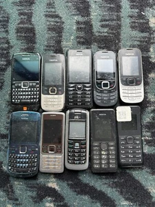 Job Lot 208 - 10x Untested Mixed Nokia Faulty Mobile Phones Spares Repairs - Photo 1 sur 2