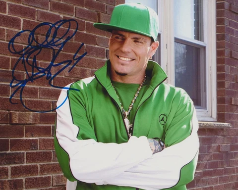 VANILLA ICE SIGNED THAT'S MY BOY 8X10 PHOTO Cover