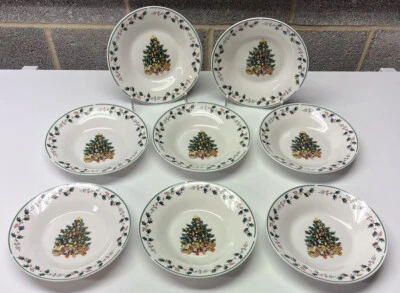 Gibson Home 8 piezas árbol de Navidad vajilla con borde cuencos de sopa nuevos Foto 1 de 4