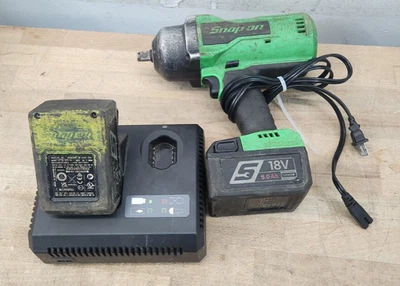 SNAP ON CT9080G 1/2" IMPACT WRENCH W/ 2x BATTERY & CHARGER Foto 1 de 4