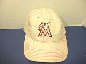 NEW ERA ~ 9 Forty ~ Damen MIAMI MARLINS verstellbare Mütze/Kappe - Bild 1 von 2