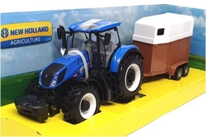 Burago 1/32 Scale 18-44069 - New Holland Tractor & Horse Trailer - Blue - Picture 1 of 5