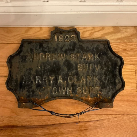 ANTIQUE Iron Town Official Architectural PLAQUE / MARKER 1922 New York Monument Cover