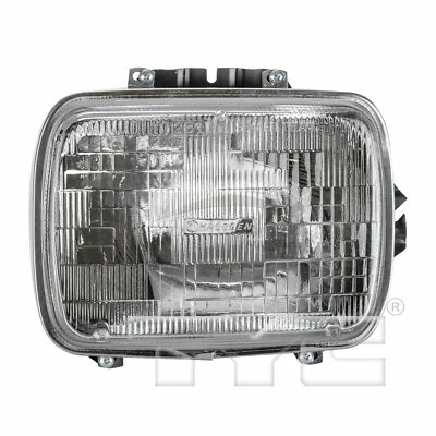 Un nuevo conjunto de faros TYC 221026 56001279 para Jeep Foto 1 de 4