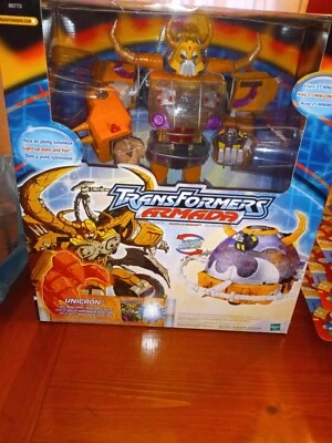 Transformers Armada Unicron w/ Dead End Mini-Con 2003 - Image 1 of 4