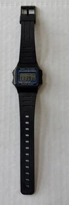 Casio Iluminador Alarma Crono Reloj Hombre 3298 F-105 FUNCIONA Banda Negra - Imagen 1 de 6