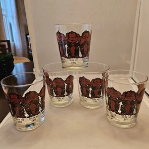 4 Monos Sabios - See No Hear No Speak No Evil LOTE DE 5 vasos 1976 C M Paula Co - Imagen 1 de 24