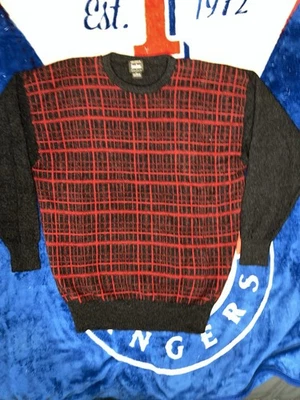 Neiman Marcus 100% Cashmere Scotland Made Gray Red Plaid Sweater Men’s XL 23x30 - Image 1 of 4