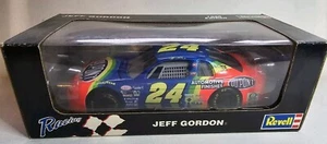 Vintage-Jeff Gordon #24 DuPont 1996 Chevrolet Monte Carlo- Revell 1/24 Diecast - Picture 1 of 6