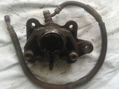 Rear Brake Caliper 1984 Suzuki GS 750 GS750ES Foto 1 de 2