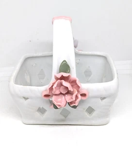 Vintage Small Flower Sided Porcelain Porcelain 4" X 3" Basket - Picture 1 of 5