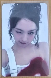 BABYMONSTER Chiquita Official Broadcast Photocard PC - Picture 1 of 1