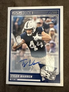 2025 Score - Rookies Tyler Warren #21 Signatures (AU, RC) - Bild 1 von 2