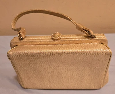 Vintage gold handbag with matching attached coin purse and flip out mirror - Image 1 of 4