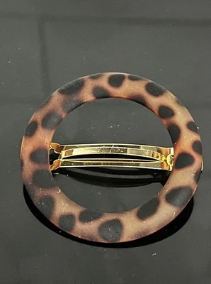 Pinza para el pelo redonda de acrílico con caparazón de tortuga sintética círculo abierto Foto 1 de 4