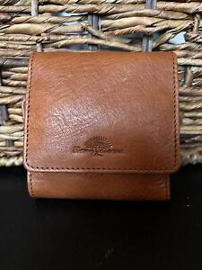 Tommy Bahama Wallet Mens Leather Tri Fold Key Strap Holder and Mirror - Unique