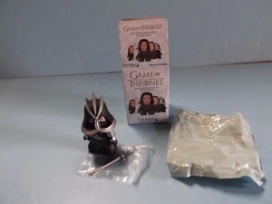 The Seven Kingdoms "Open Box" Figure Game of Thrones Vinyl Figures The Mountain - Picture 1 of 8