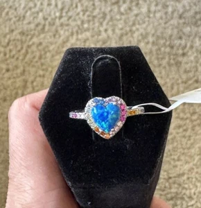 Anello Cuore Art Decò Creato in Laboratorio Blu Laboratorio Opale Multicolore Zirconi 925 Misura 6 - Foto 1 di 14