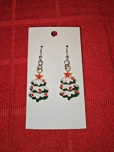 Christmas Tree 🎄Earrings - Picture 1 of 2