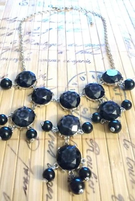 NEW YORK AND COMPANY BLACK SILVER NECKLACE STONES WOMENS DRESS ACCESSORY NY & CO - Image 1 of 4