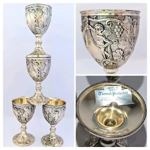 Mini calici cordiali vintage Corbell & Co placcati argento cherubino vite x4 condizioni A+! - Foto 1 di 18