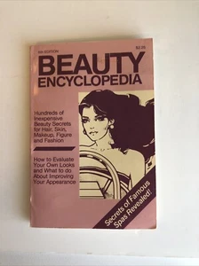 Beauty Encyclopedia Book 1981 5th Printing Penelope McPhee Vintage Booklet - Picture 1 of 4