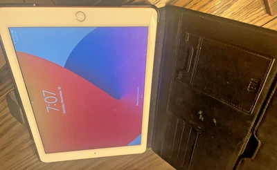 Owned by me! Apple iPad Air 2nd Gen A1567 64 GB iOS 15.8.5 Space Gray Unlocked - Image 1 of 4