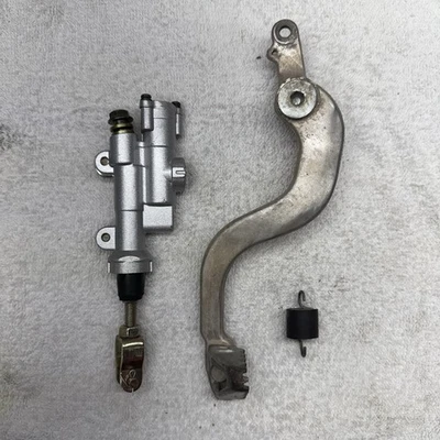 Honda CR125 CR125R 2006 freno trasero cilindro maestro y palanca OEM Foto 1 de 4