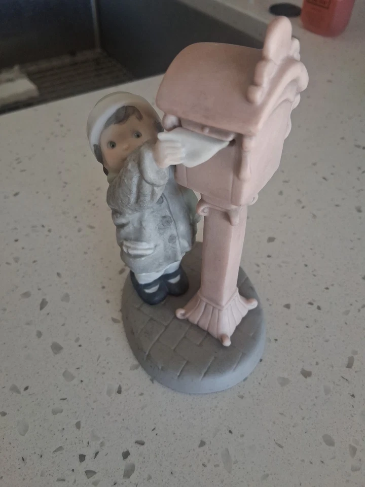 Enesco Pretty As A Picture "Sending Warmest Wishes" Girl With Mailbox  #284424 - Image 1 of 4