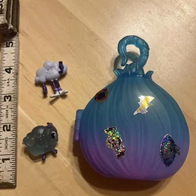 Juguetes DreamWorks Trolls Pod Pals, lote de 3 artículos varios incluyendo pod Hasbro Foto 1 de 4