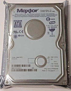 300 GB SATA Maxtor Diamondmax 10 6B300S0 7200rpm 16 MB HDD 3.5 " Hard Drive New - Picture 1 of 1