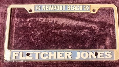 license plate frame  Mercedes Benz Newport Beach Fletcher Jones ML350 SL SLK AMG Foto 1 de 3