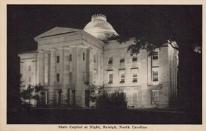 Postal Capitolio del Estado de Noche Raleigh Carolina del Norte Carolina del Norte Años 40 - Imagen 1 de 7