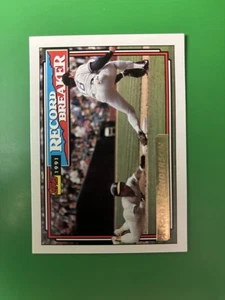 1992 Topps Gold Rickey Henderson RB Oakland Athletics #2 - Picture 1 of 2