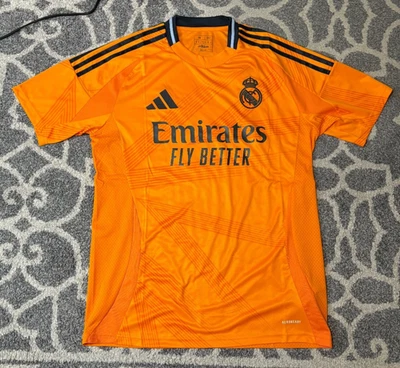 Camiseta de fútbol Adidas Real Madrid visitante 2024 2025 para hombre kit mediano IU5013 Foto 1 de 4