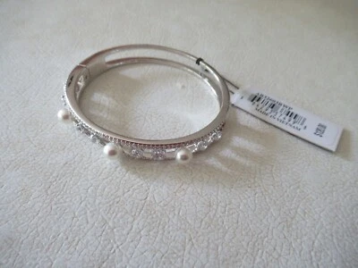 Brazalete Brazalete Nadri Rodio Chapado Circonita Cúbica/Perla Simulada Nuevo con Etiquetas - $120 Foto 1 de 4