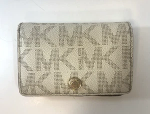 Michael Kors Bifold Wallet Beige Logo Coated Canvas Snap Closure Compact 5"x3.5" - Picture 1 of 10
