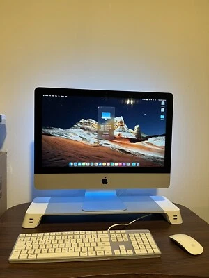 imac 2017 21.5 4k retina With Magic Mouse And Wired Not-Apple Keyboard, Stand - Image 1 of 4