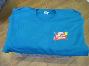 Day Out With Thomas & Friends Crew T-shirt Adult Large Blue Unworn Original - Picture 1 of 3