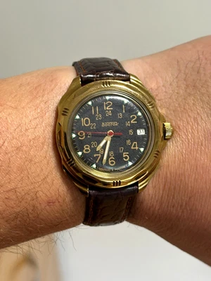 RUSIA Reloj Militar VOSTOK Ejército Oficial Comandante GUERRA Águila Doble Cabeza Foto 1 de 4