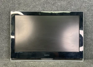 📺 Vizio VW26L HDTV20F 26" HD LCD TV – 1366x768 Resolution, HDMI, Component, VGA - Picture 1 of 18