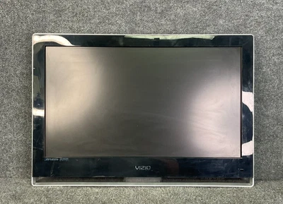 📺 Vizio VW26L HDTV20F 26" HD LCD TV – 1366x768 Resolution, HDMI, Component, VGA - Image 1 of 4