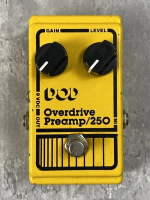 Preamplificador Overdrive DOD Overdrive 250 pedal de efectos vintage años 80 OD OD250 amarillo RARO Foto 1 de 4